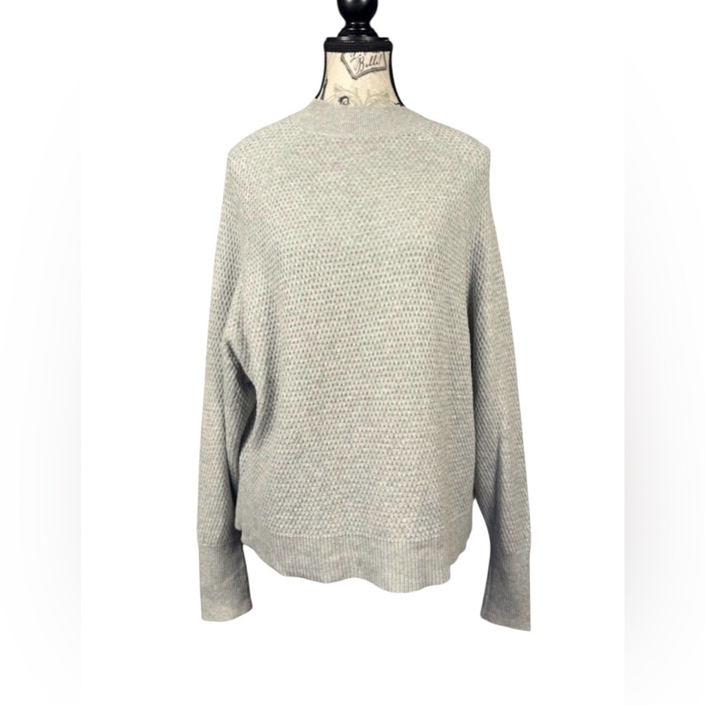 Prologue Chic Minimalist Heather Gray Sweater Size M Casual Comfort